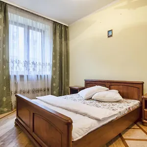  Апартаменты Hnatuka Center